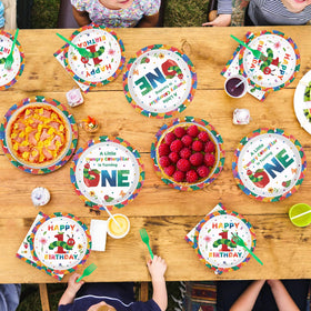 Grencian Hungry Caterpillar baby shower table looks cheerful