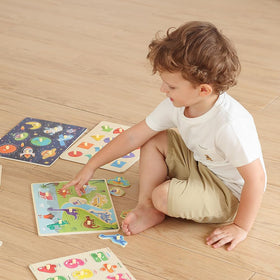GRINNIE animal puzzle helps recognition with bright illustrations.