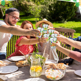 Guiqulai hibiscus-flower cup brings vivid visuals to any summer event