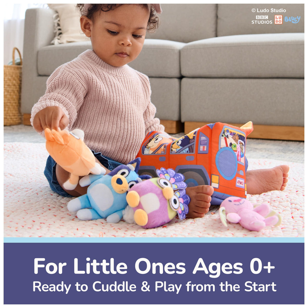 GUND Bluey family car storage keeps pieces organized