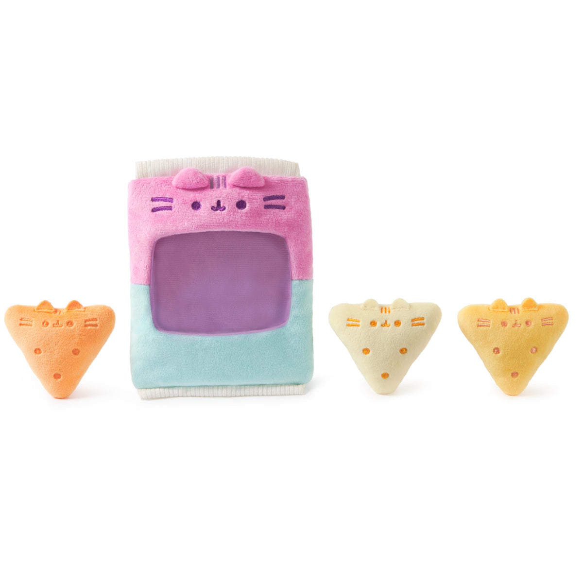 Removable mini chips inside GUND Pusheen Gamer Chips plush