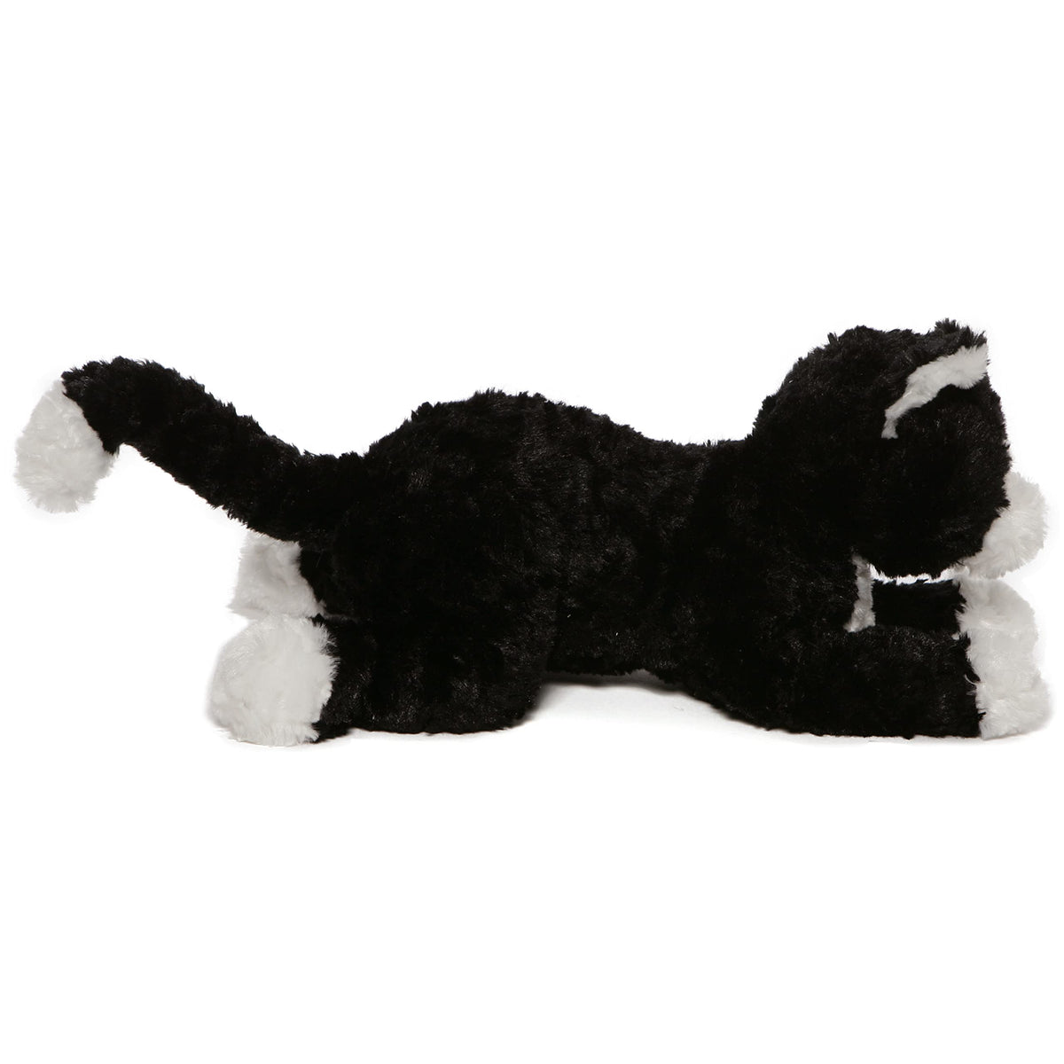 Sebastian’s weighted paws help hold poses for display or play