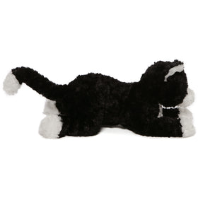Sebastian’s weighted paws help hold poses for display or play