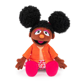 GUND Gabrielle plush 13in ready for cuddles and display in a child’s room