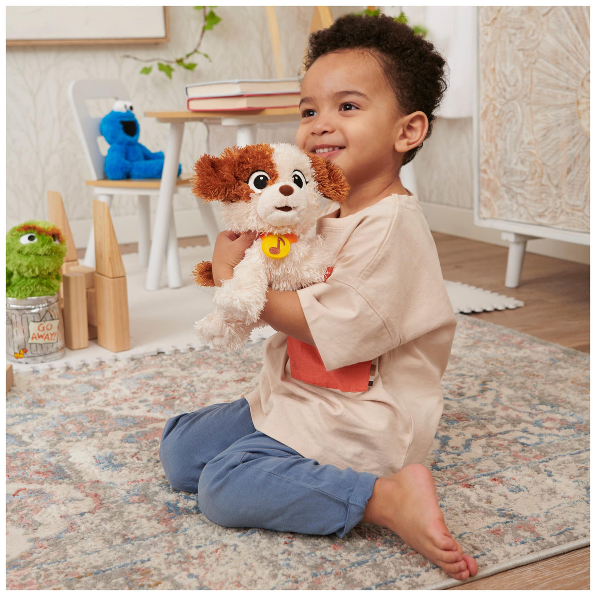 GUND Tango plush collar with music note detail boosts character and collectability.