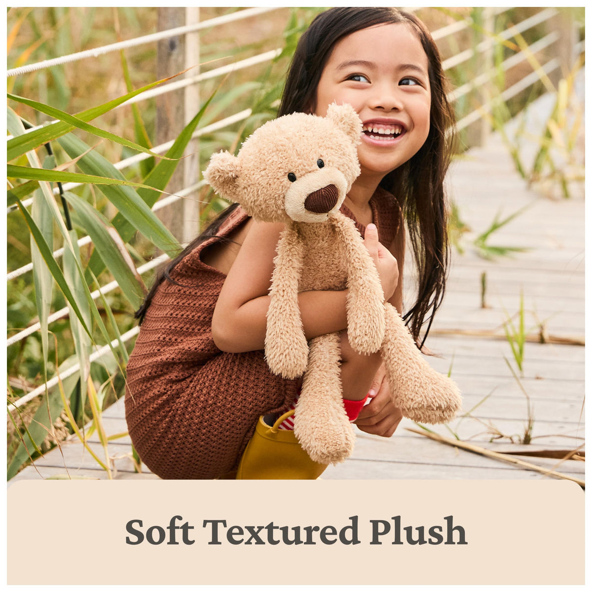 GUND Toothpick travel companion fits bags and car trips.
