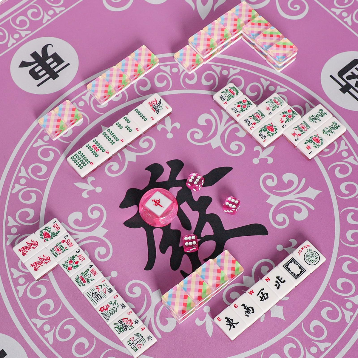 GUSTARIA dice, chips, and wind indicator support smooth gameplay.