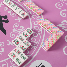 GUSTARIA instruction book helps beginners learn mahjong rules quickly.