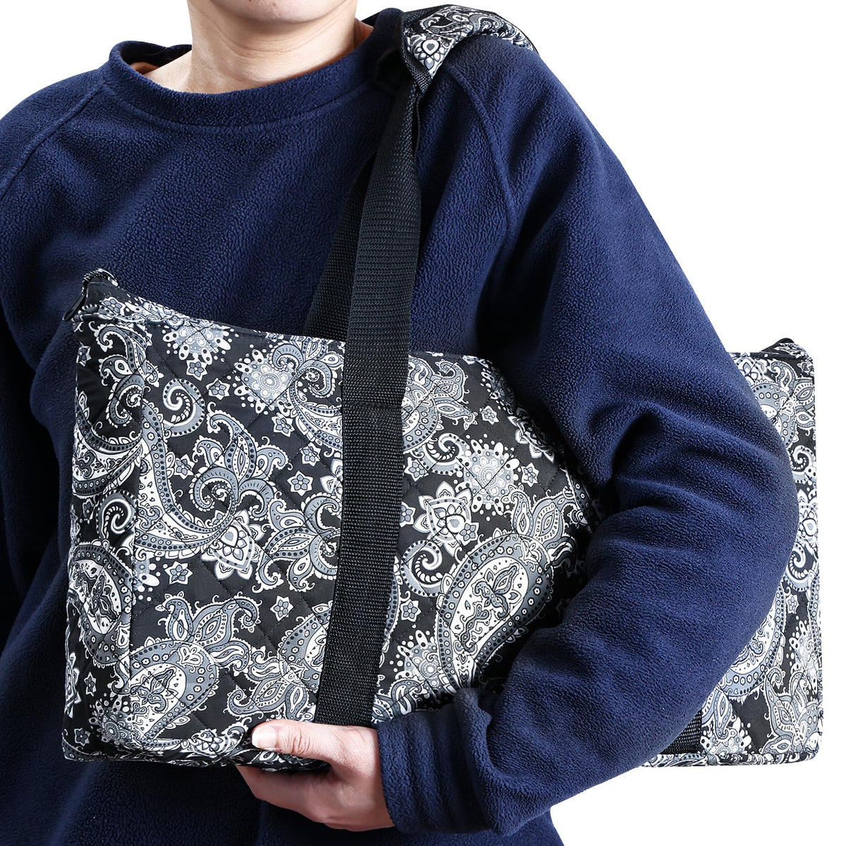 GUSTARIA black carrying case offers stylish, tear resistant transport.