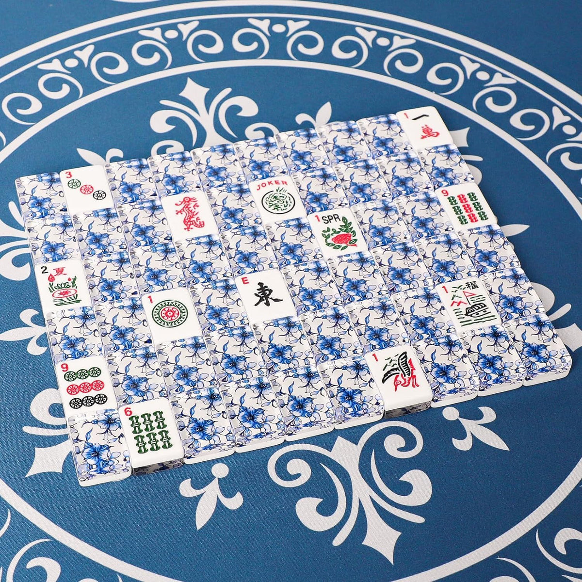GUSTARIA game-night ready tiles ideal for social gatherings and group play.