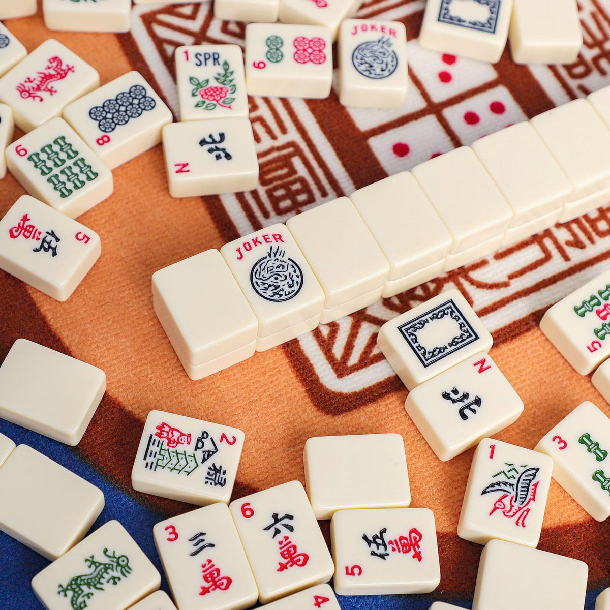 GUSTARIA tiles are travel-friendly and durable for outdoor use.