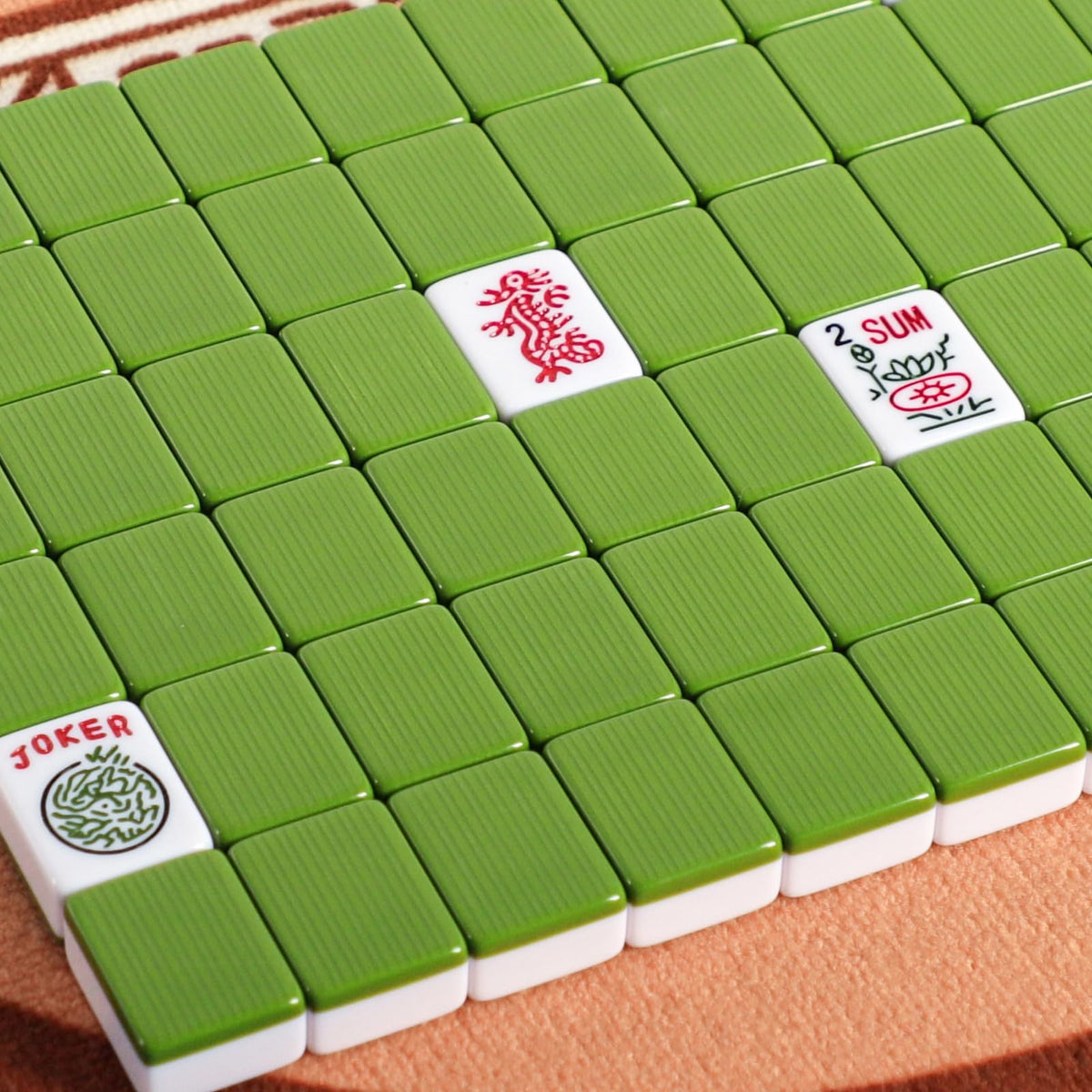 GUSTARIA tiles lightweight portable design supports social gatherings and game nights.
