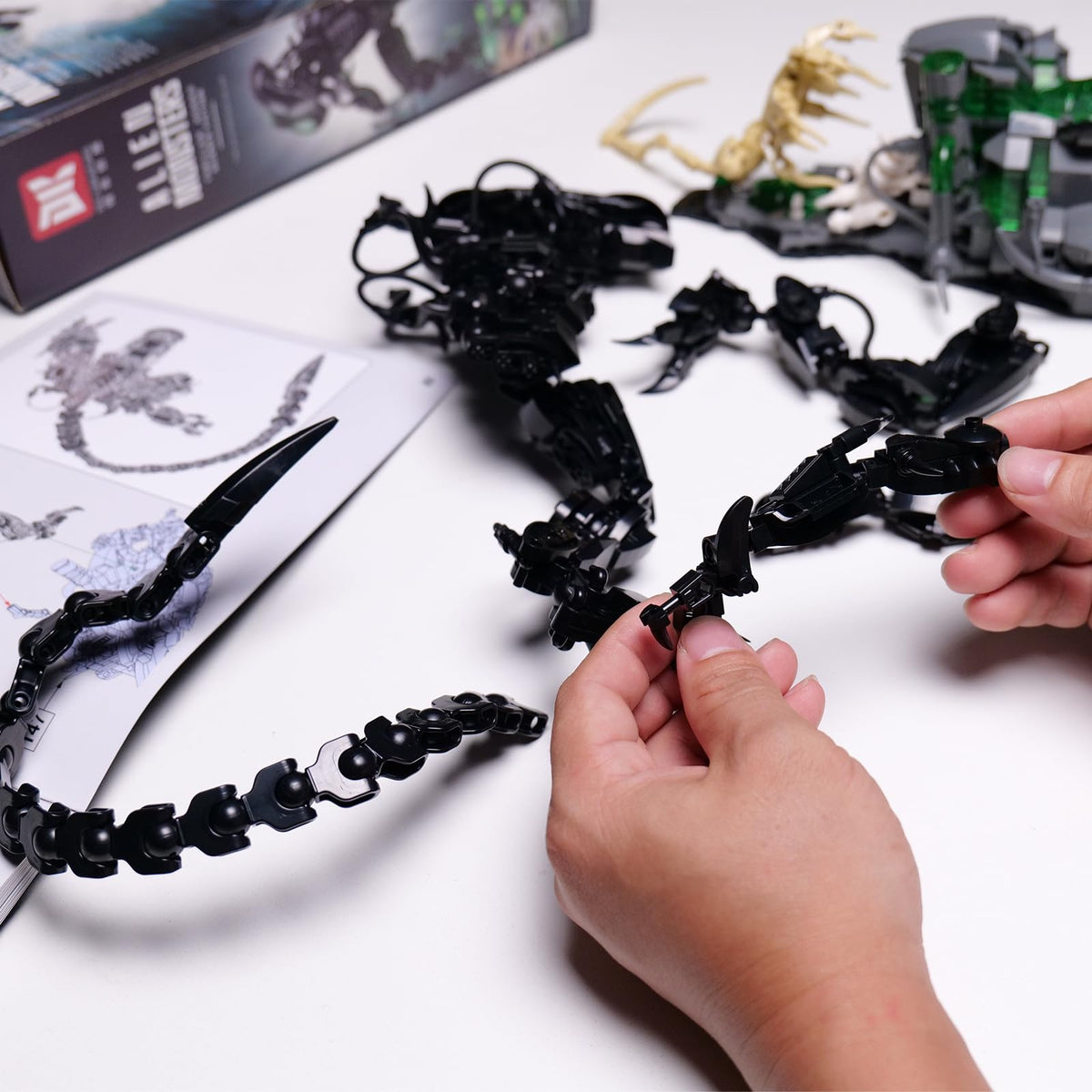GXJTYYBS assembled display-stand shows off the finished model on any shelf