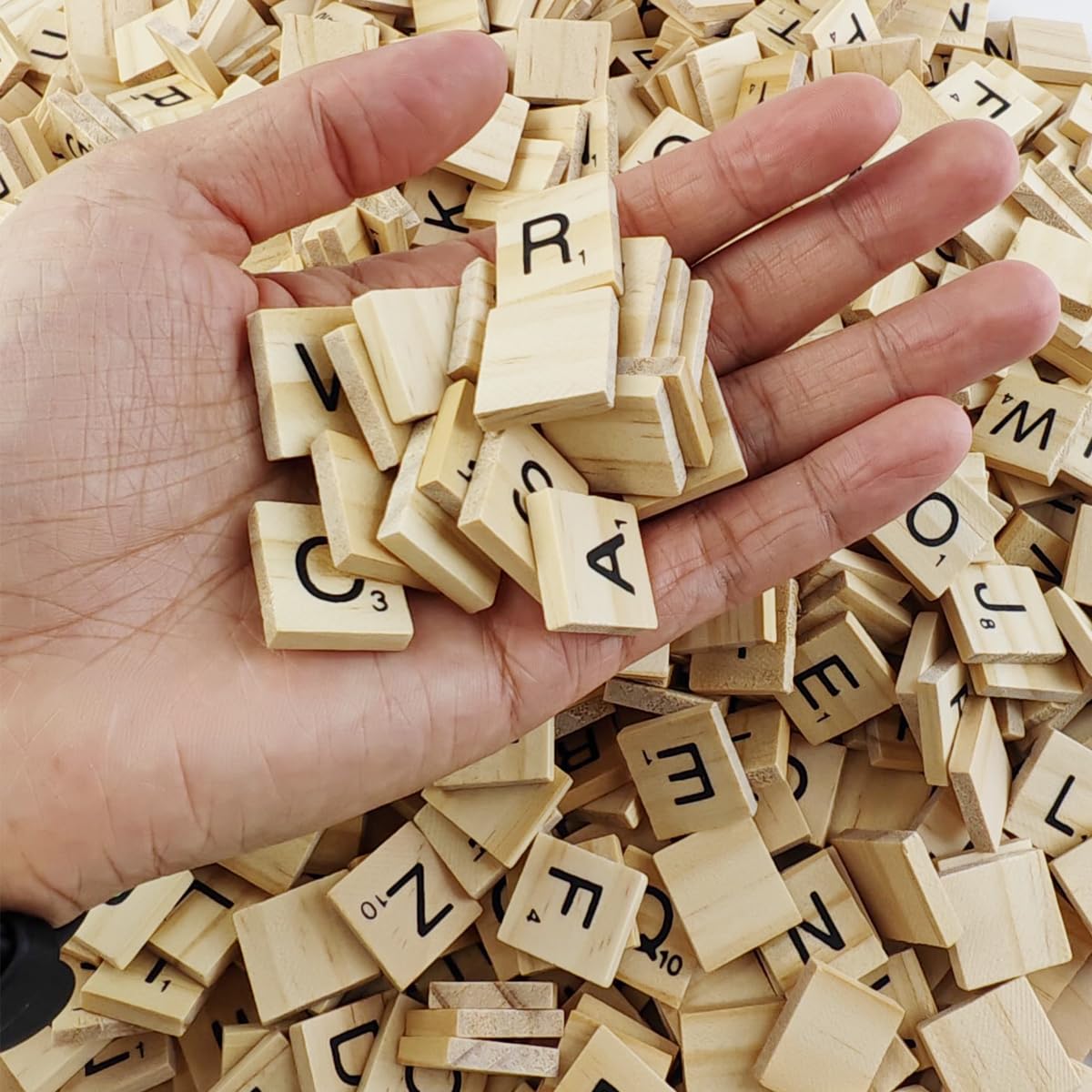 GXXMEI spelling game tiles closeup shows clear printed letters for easy reading.