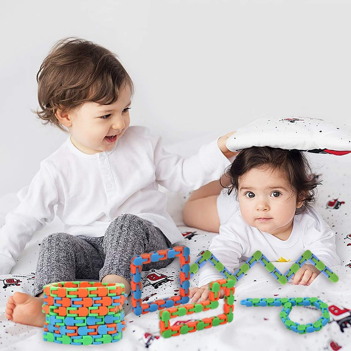 GZZDQGWN Wacky Tracks color mix sparks visual engagement and imagination.