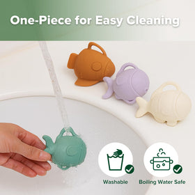 haakaa Indoor-outdoor play potential makes bath time feel like a small adventure.