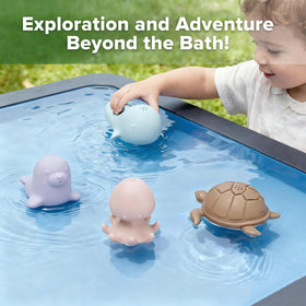 haakaa Ocean Squirter sea turtle bath toy encourages color recognition during bath.