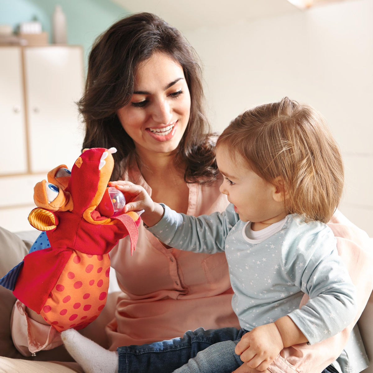 HABA glove puppet dragon eyes move to enhance interactive storytelling