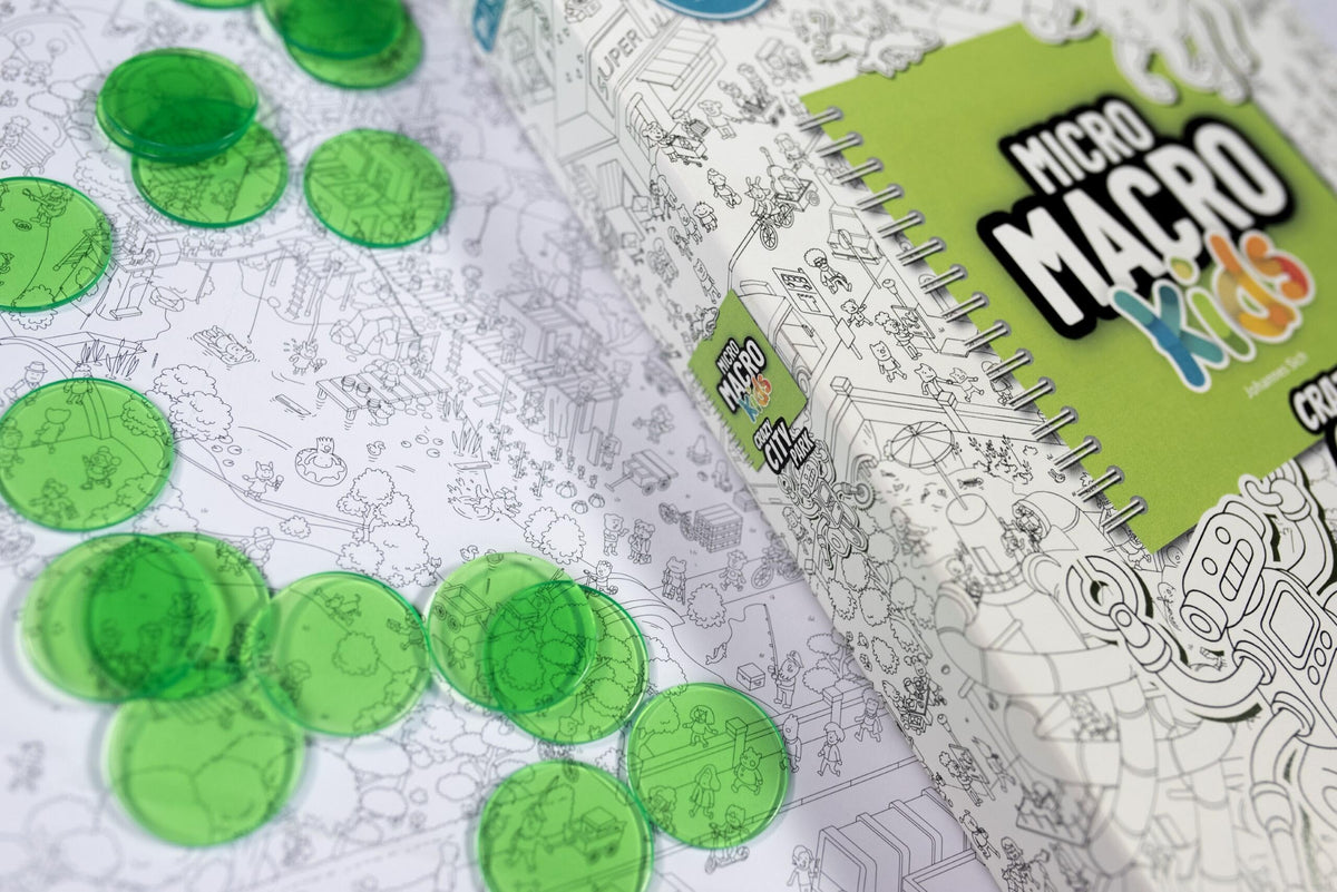 Hachette Boardgames MicroMacro Kids age 6-8 friendly box shown.