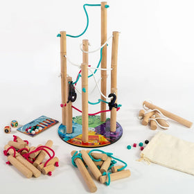 Hachette Boardgames Nekojima mischievous cat: playful distraction that heightens strategy