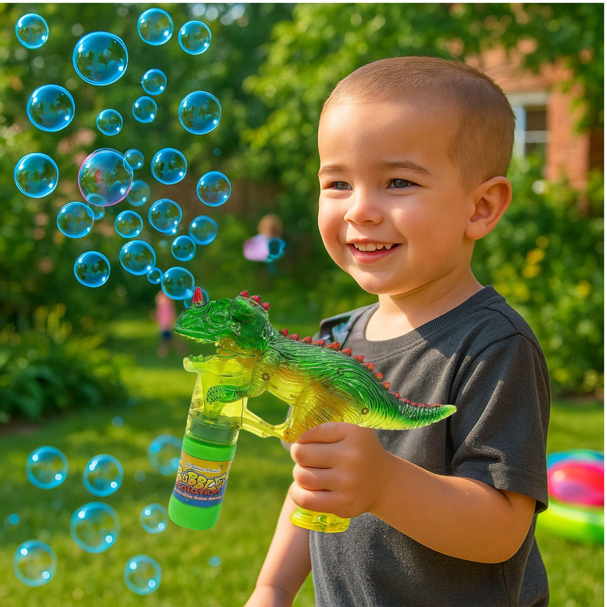 Haktoys automatic bubble machine in action, continuous bubbles with one press.