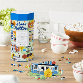 Hallmark Luke's Diner focus puzzle for nostalgic TV fans and relaxing puzzle time.