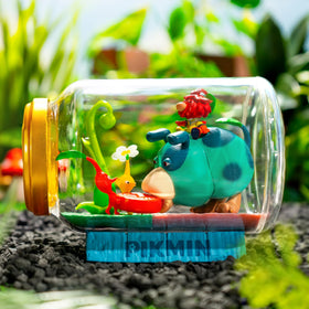 Hamee RE-Ment Pikmin night expedition scene figure desk ornament.