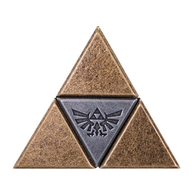 Hanayama BePuzzled interlocked pieces detail shows precision craftsmanship.
