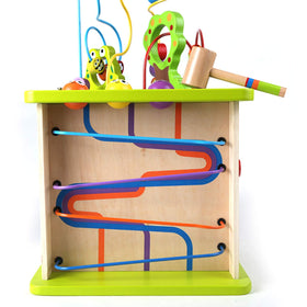 Hape Country Critters Play Cube side 4 turnplate teaches turning movement and bee-inspired exploration.