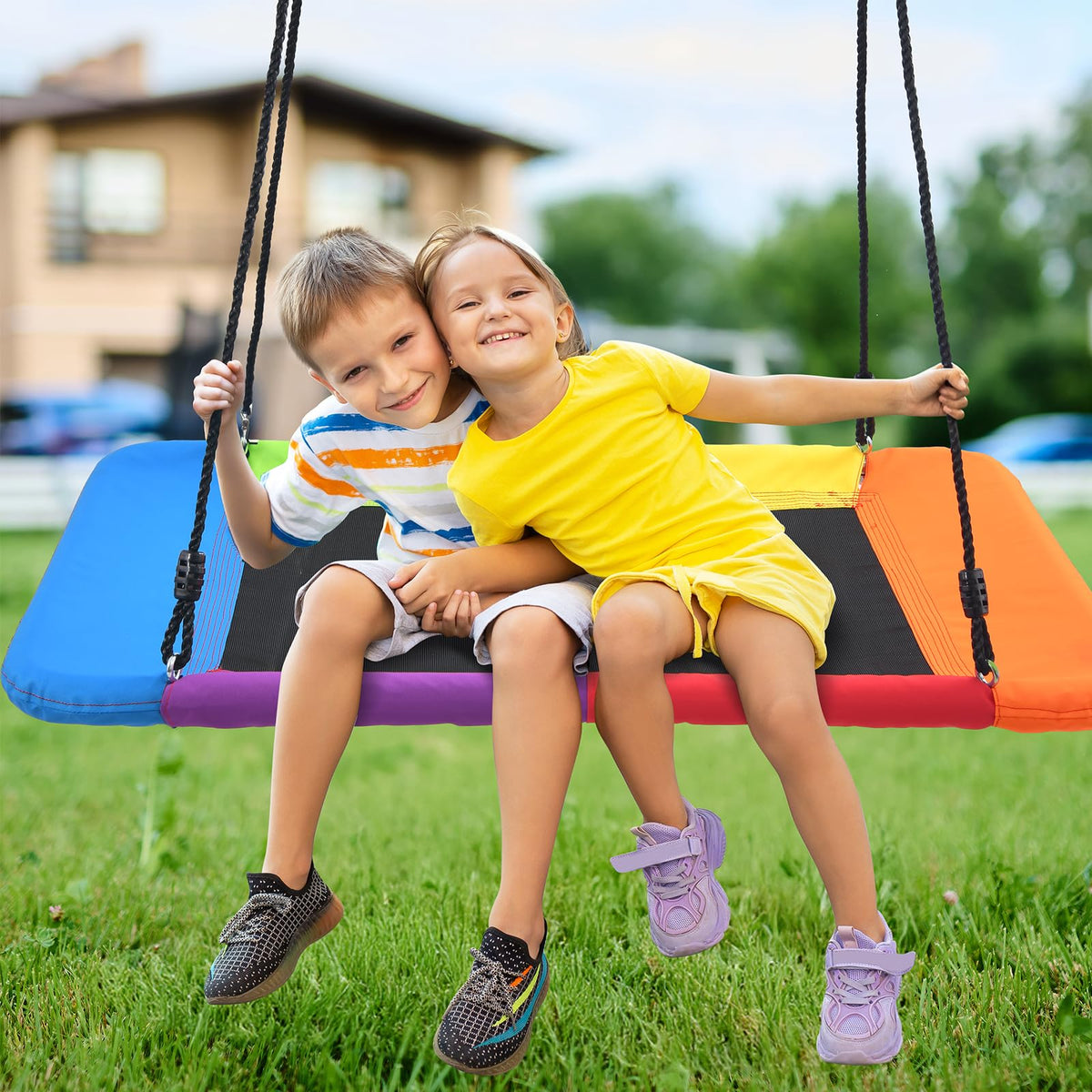 Hapfan belt-swing for older kids enables independent backyard fun.