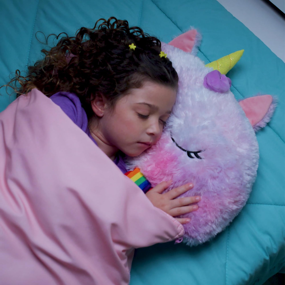 Happy Nappers portable buddy, lightweight companion for car trips and hotels.