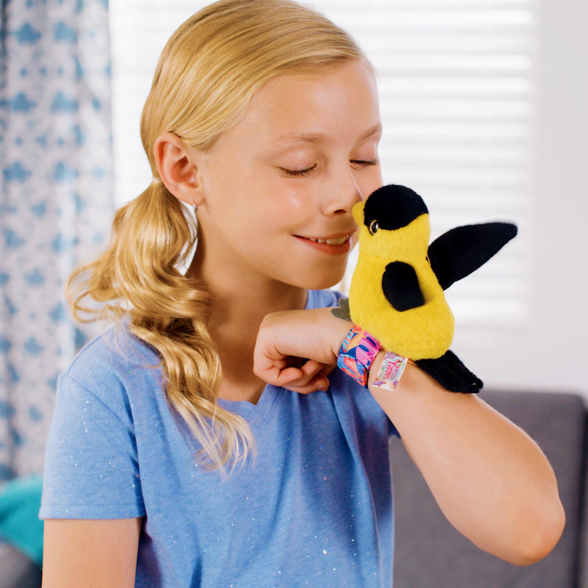 Happy Yappers interactive birds sing back and chat in real time