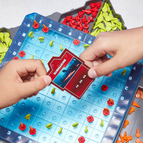Hasbro Battleship Royale shared battle grid shows coordinated play