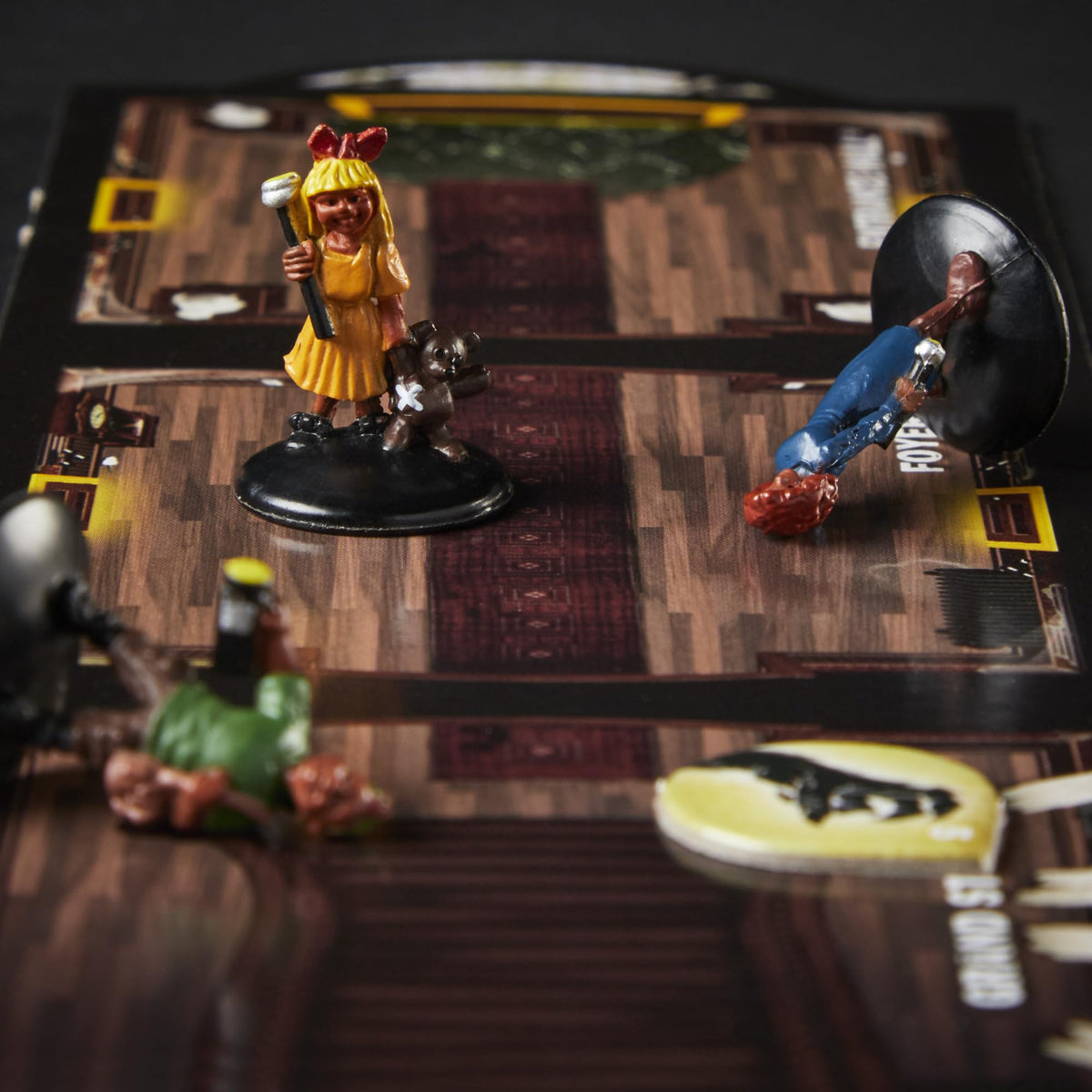 Hasbro Gaming Betrayal at House on the Hill card deck fuels suspenseful encounters