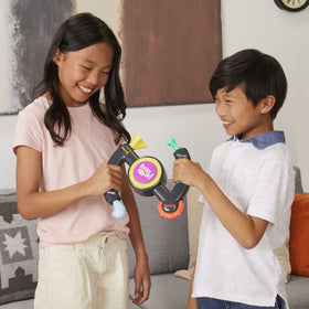 Hasbro Bop It Extreme portable design fits travel and gatherings.