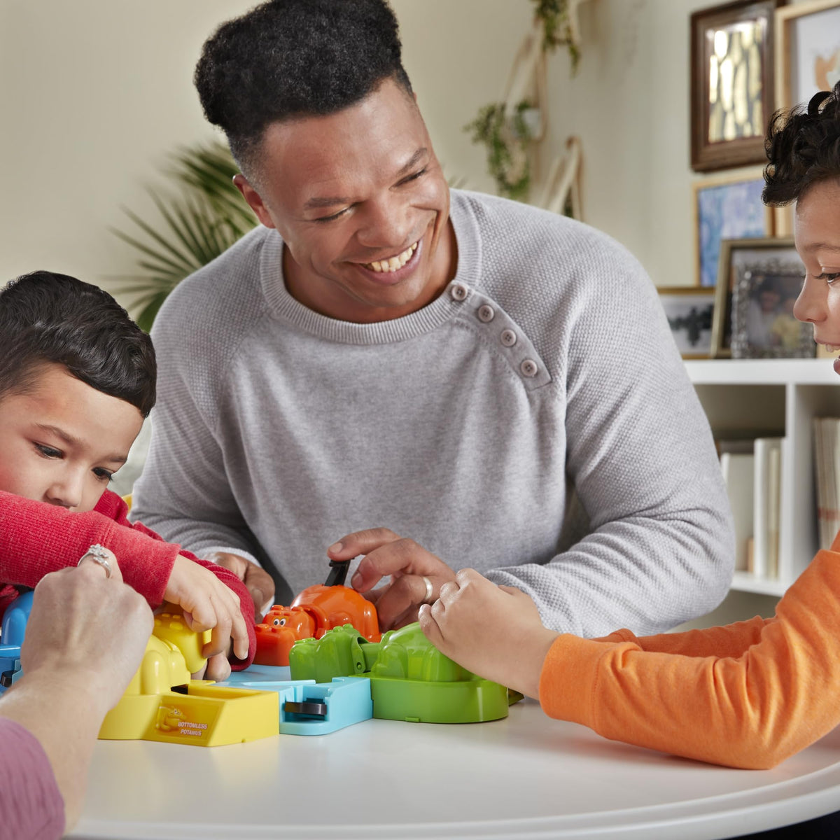 Hasbro Gaming Hungry Hungry Hippos family game night for 2-4 players.
