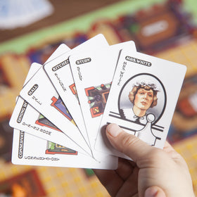Hasbro Gaming Clue 1986 edition age 8 plus box, shows kid-friendly suitability.