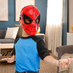 Hasbro Marvel Spider-Man Glow FX Mask red-blue-deco enhances authentic look during cosplay.
