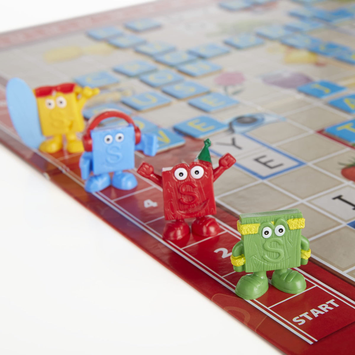 Hasbro Scrabble Junior score track helps kids track points during play.