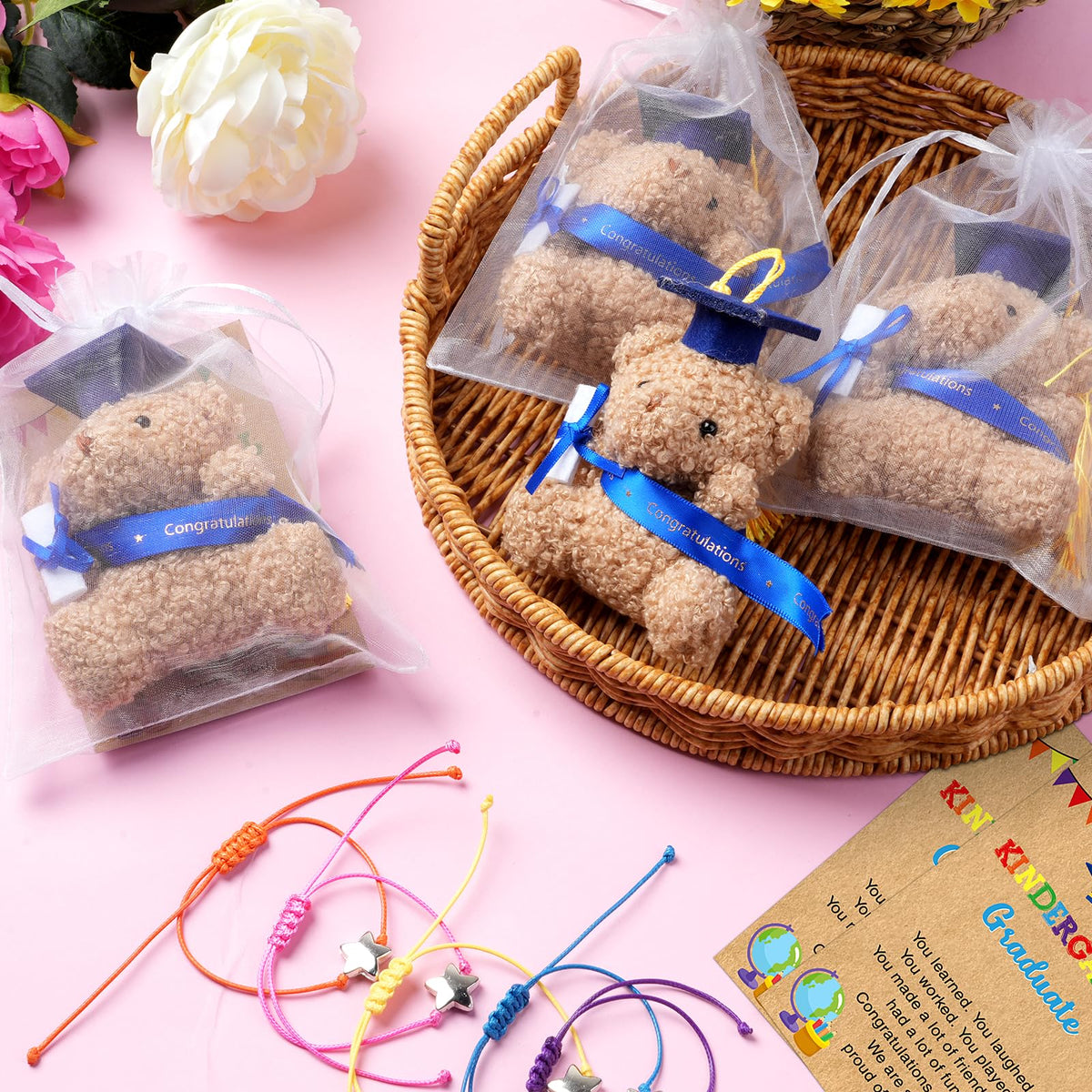Hauwellter congratulatory cards shown with bears and bracelets for messages