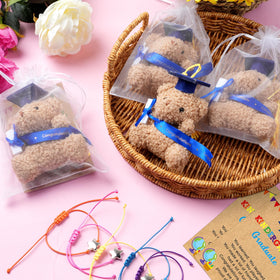 Hauwellter congratulatory cards shown with bears and bracelets for messages