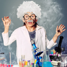 Haysandy scientist lab coat provides durable, lab-inspired look