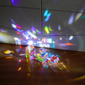 HDCRYSTALGIFTS gift for students sparks curiosity about light and optics.