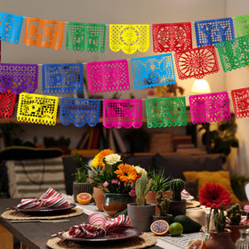 Heartome Cinco de Mayo banner offers versatile decor for walls fences or ceilings.