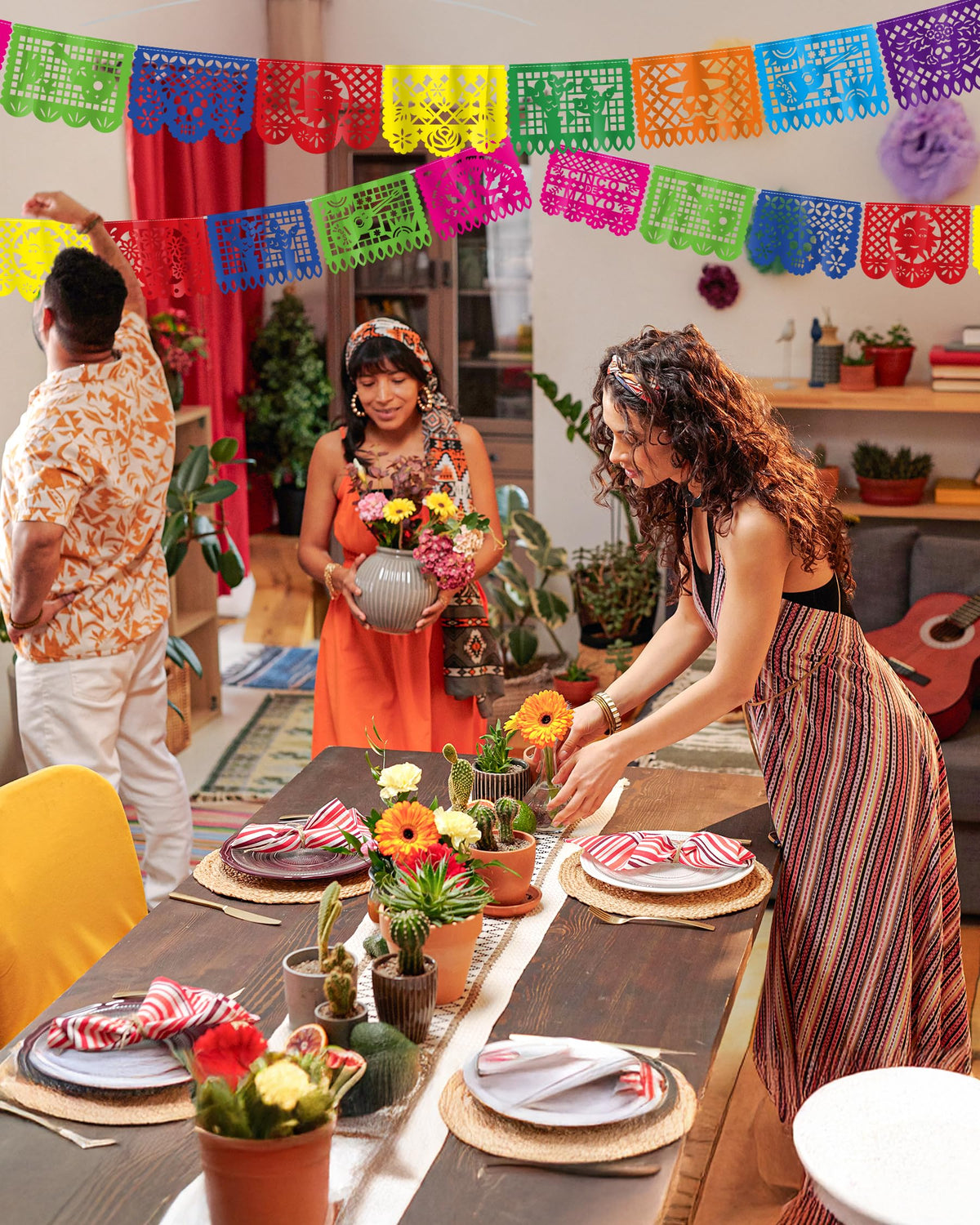 Heartome Cinco de Mayo banners hanging easily to transform yards or ceilings.