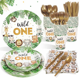 Heboland Wild One 9-inch plates for kids' safari party; sturdy dinnerware for easy serving