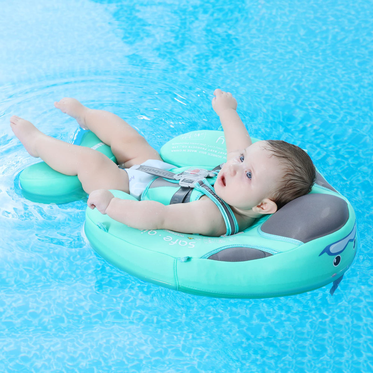 Breaststroke buckle setup on HECCEI Mambobaby Float supports flexible movement