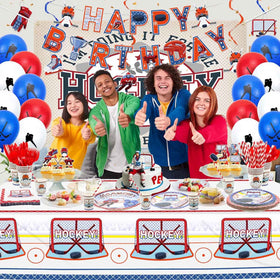 Hegbolke balloons create a festive atmosphere for photos and game-day memories.