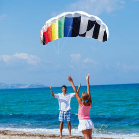 HENGDA KITE 25m nylon lines enable long, flexible flights.
