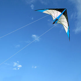 HENGDA KITE Star Rhyme dual-line control, smooth turns in breezy conditions.
